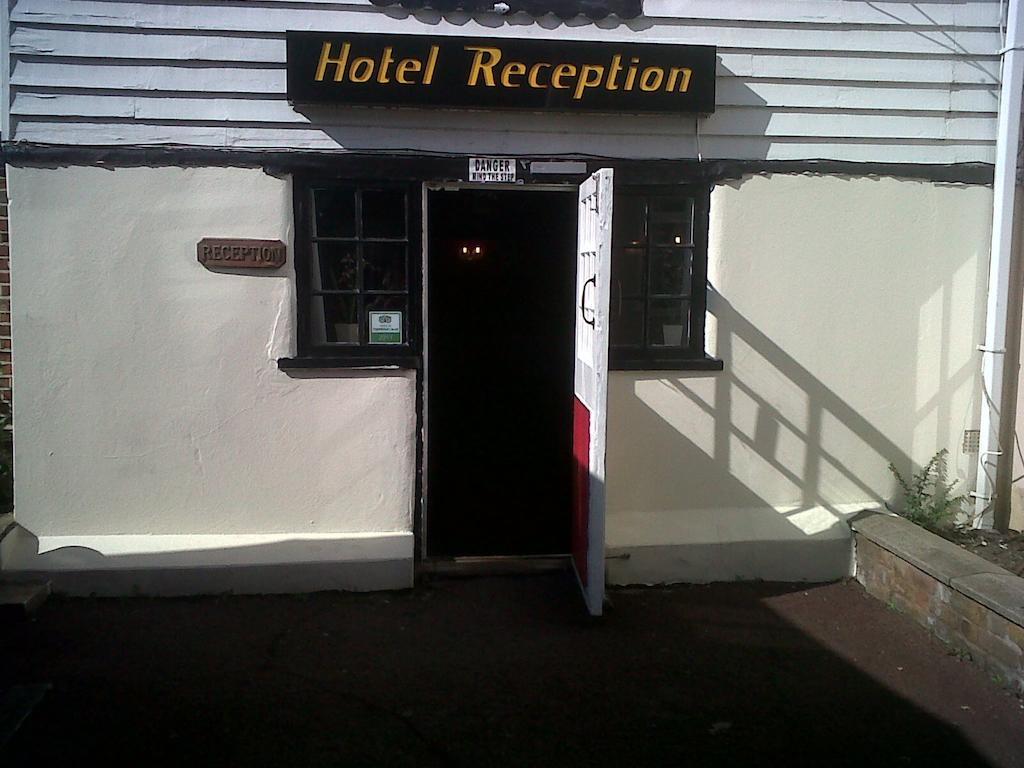 Mary Rose Inn Hotel Orpington Exterior foto